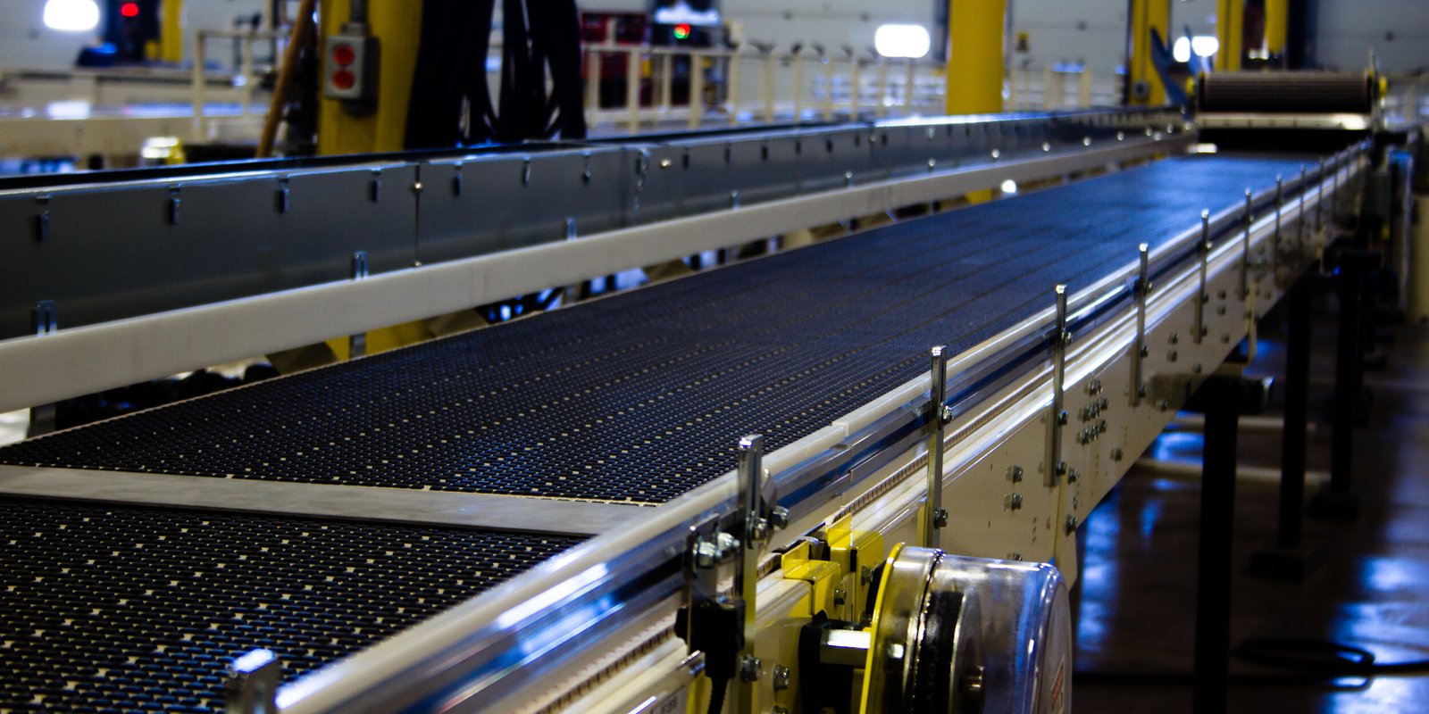 table-top-chain-conveyor-large